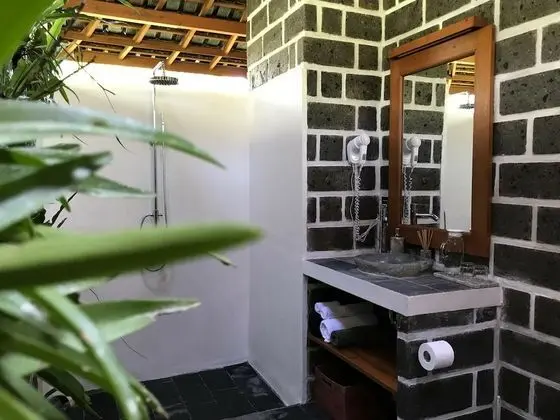 Villa (Kelapa)