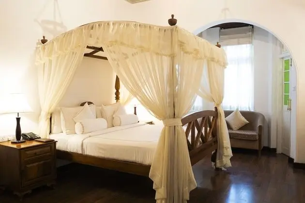 Premium Tek Büyük Yataklı Oda