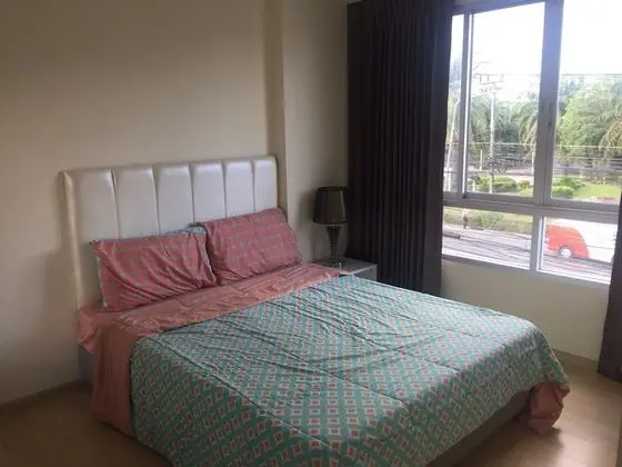One Bedroom Apartment