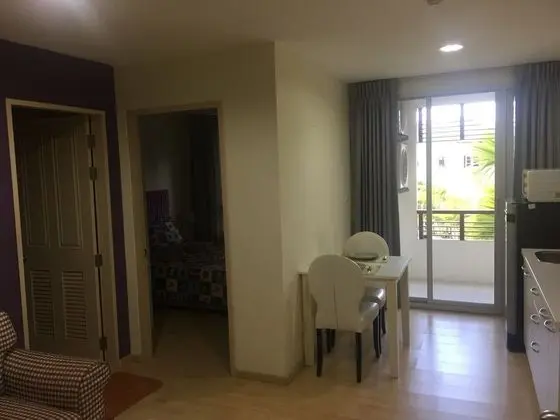 One Bedroom Apartment