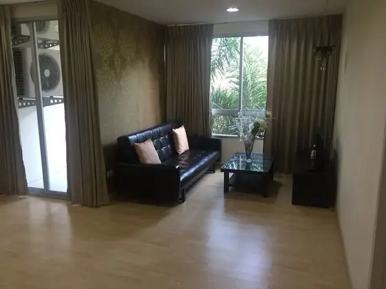 One Bedroom Apartment