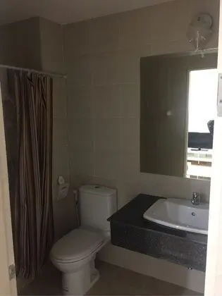 One Bedroom Apartment