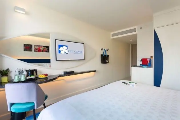 Premier Balcony room