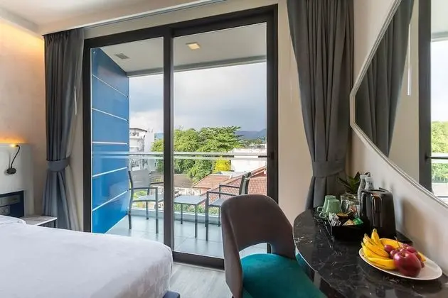 Premier Balcony room