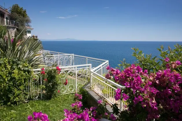 1 Çift ​​kişilik Yatak Garden View