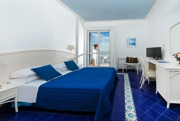 1 Çift ​​kişilik Yatak Sea View