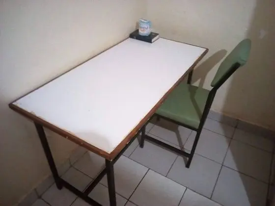 Büyük Yataklı Tek Kişilik Oda