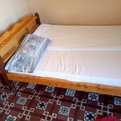 Büyük Yataklı Tek Kişilik Oda