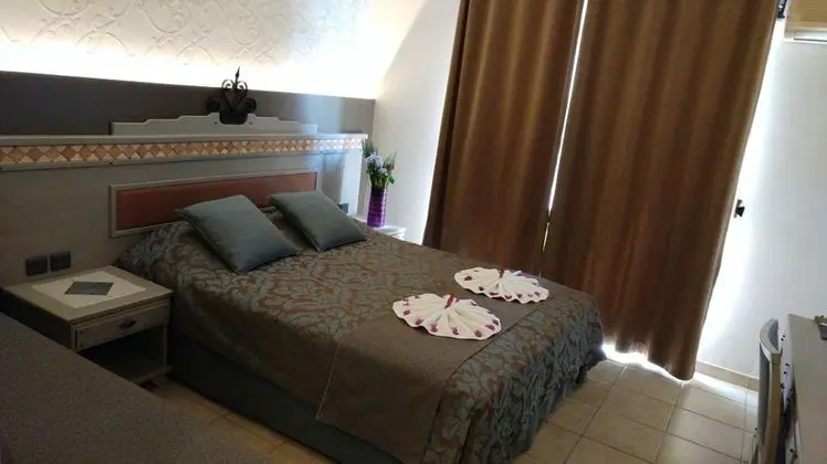 Standart Oda, Bahçe Manzaralı