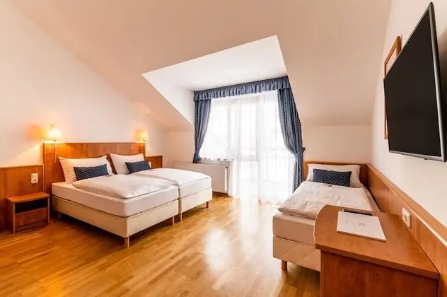 Apart Daire, 3 Tek Kişilik Yatak