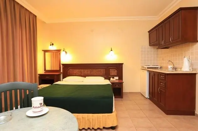 Apartment, Kara veya Havuz Manzaralı