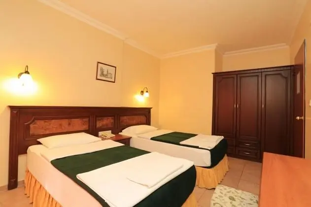 Studio, Kara veya Havuz Manzaralı