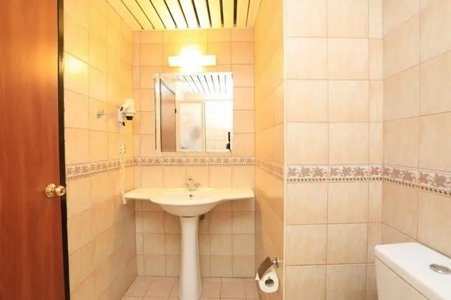 Studio, Kara veya Havuz Manzaralı