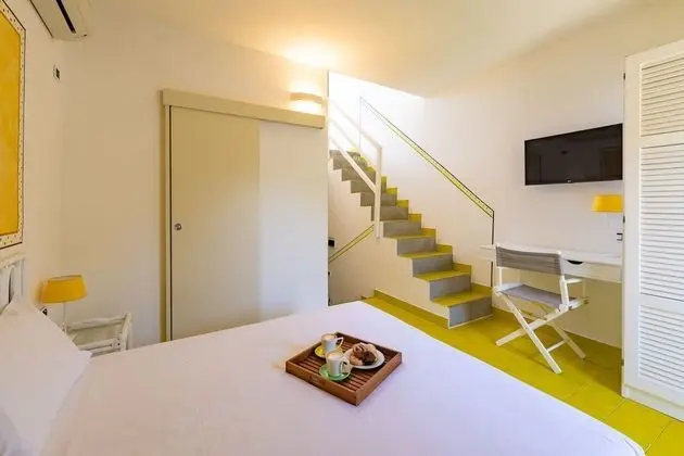 Büyük Yataklı Tek Kişilik Oda