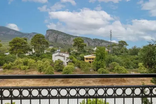 Manzaralı Standart oda