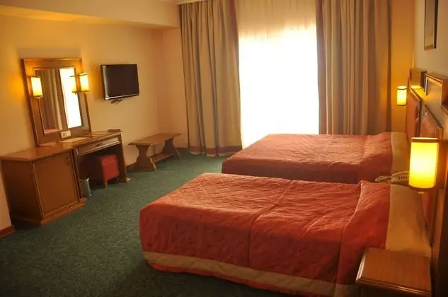 Standard Üç Kişilik Oda
