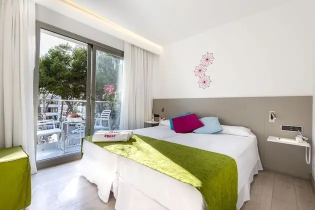 City İki Ayrı Yataklı Oda