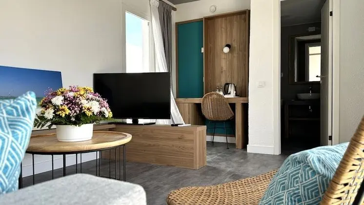 Bungalov, 1 Yatak Odası, Havuz Manzaralı (3 adults and 1 child)
