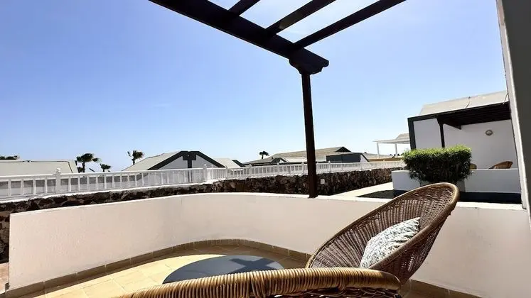 Bungalov, 1 Yatak Odası, Havuz Manzaralı (3 adults and 1 child)