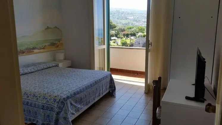 Tek Büyük Yataklı Oda