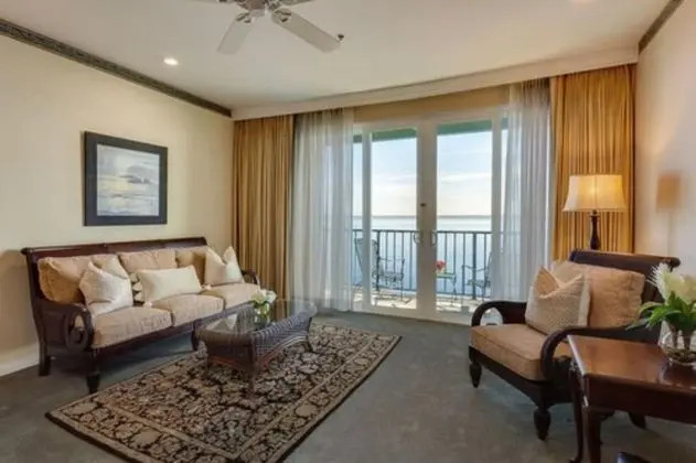 Oda, 1 En Büyük (King) Boy Yatak (River Suite 302)