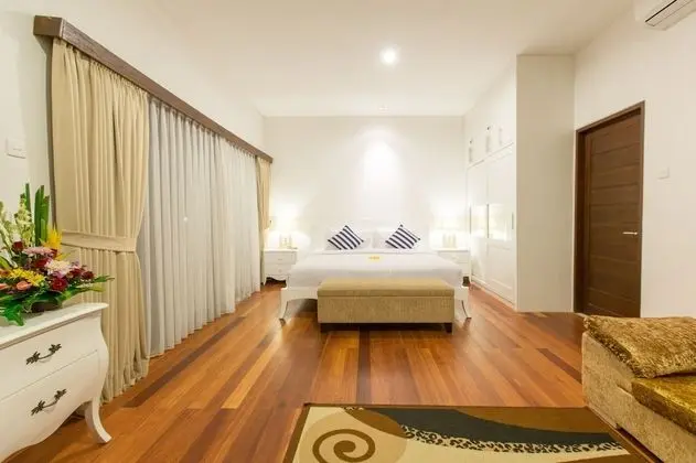 Family Villa, 2 Yatak Odası, Kişiye Özel Havuzlu, Bahçe Manzaralı