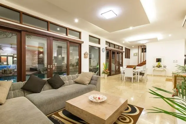 Family Villa, 3 Yatak Odası, Kişiye Özel Havuzlu, Bahçe Manzaralı