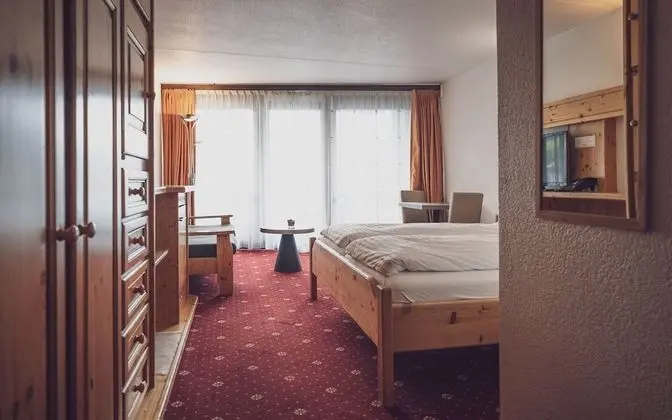 Comfort Tek Büyük Yataklı Oda