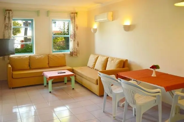 Family Apart Daire, 2 Yatak Odası, Bahçe Manzaralı, Bahçeli
