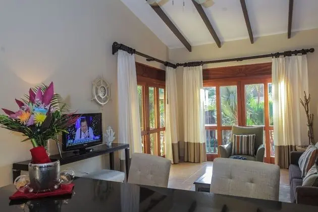 Deluxe Apart Daire, 2 Yatak Odası, Havuz Manzaralı