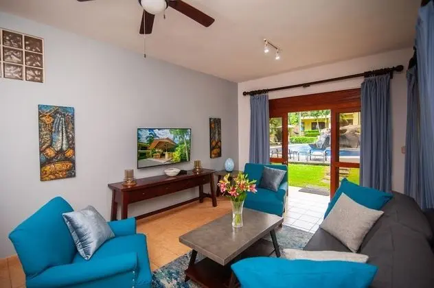 Premium Daire, 2 Yatak Odası, Balkon, Havuz Manzaralı