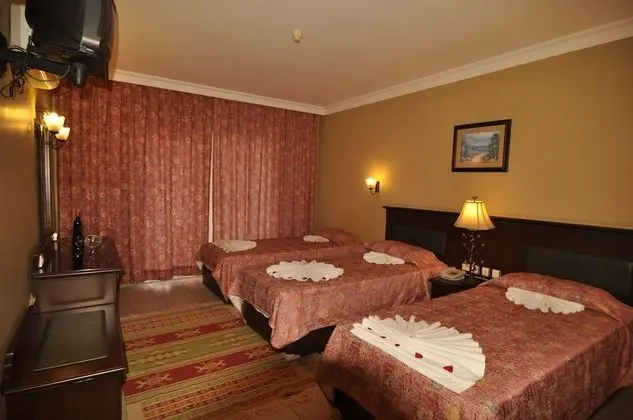Family Oda, 1 Yatak Odası, Havuz Manzaralı, Havuz Kenarı