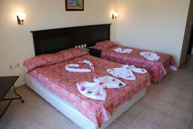 Standard Üç Kişilik Oda