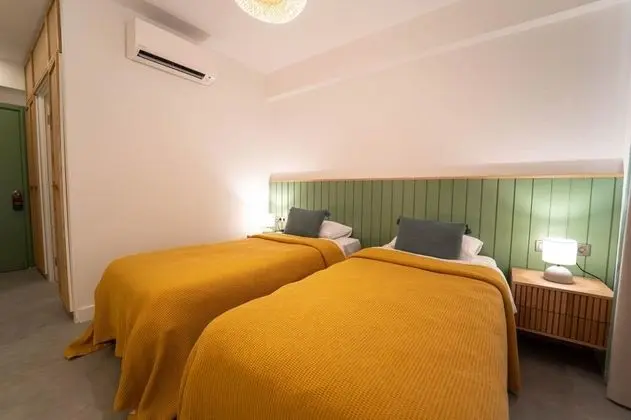 Bahçe Katı Standart Oda, Havuz ve Bahçe Manzaralı, Balkon veya Teraslı