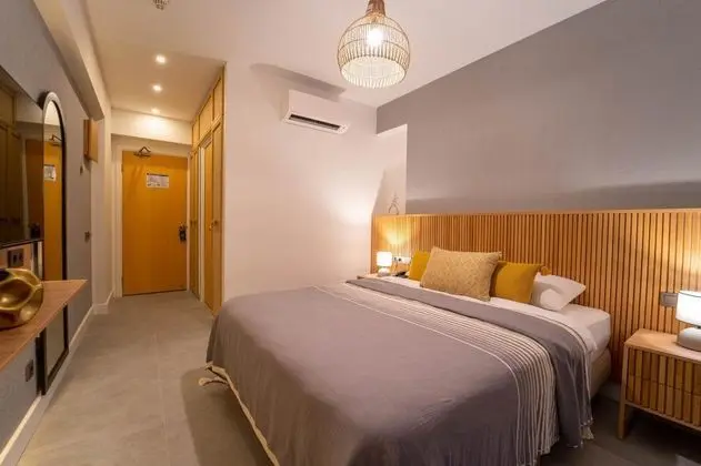 Standart Oda, Havuz ve Bahçe Manzaralı, Balkon veya Teraslı