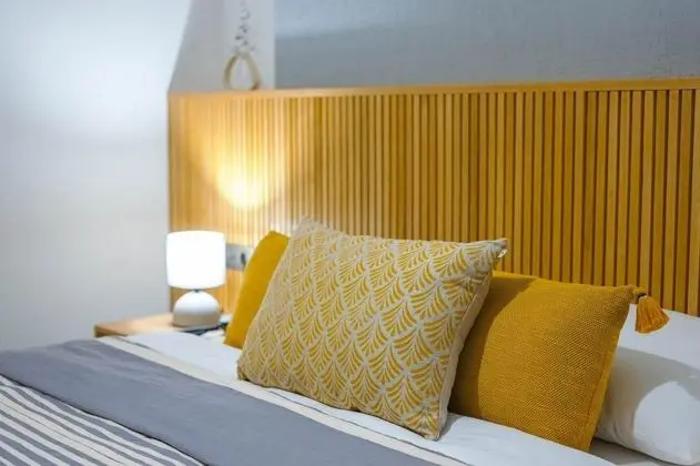 Standart Oda, Havuz ve Bahçe Manzaralı, Balkon veya Teraslı