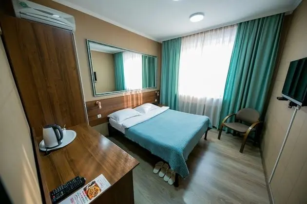 Standard Tek Büyük Yataklı Oda