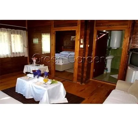 Bahçe Manzaralı Bungalow Oda