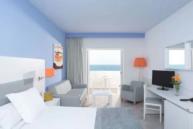 Ocean Room 2 Adults