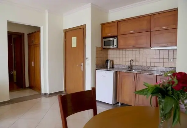 Bir Yatak Odası Apart Daire