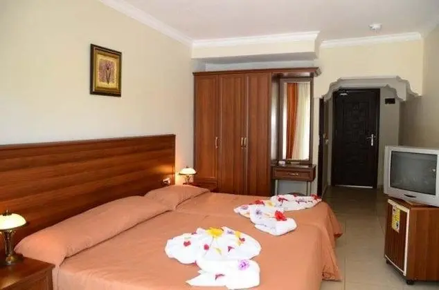 Standart Oda, Havuz Manzaralı
