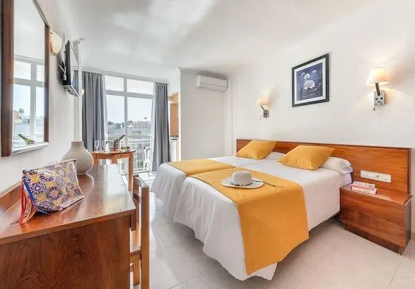 Stüdyo (3 adults)
