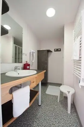 Tek Büyük Yataklı Oda, Göl Manzaralı