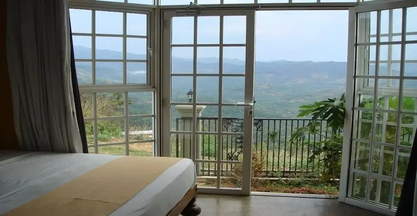 Superior Oda, Sigara İçilmez, Dağ Manzaralı