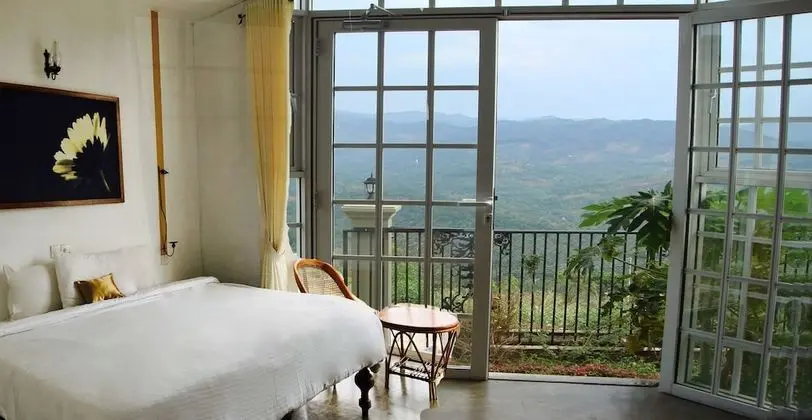 Superior Oda, Sigara İçilmez, Dağ Manzaralı