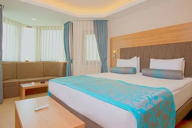 Club Bahçe Manzaralı Standart Oda