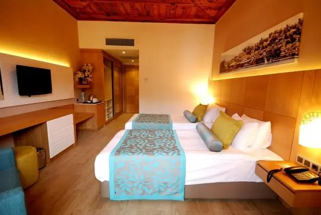 https://images.etstur.com/files/images/hotelImages/TR/55245/l/Letoonia-Club---Hotel-Fethiye-Genel-306167.jpg
