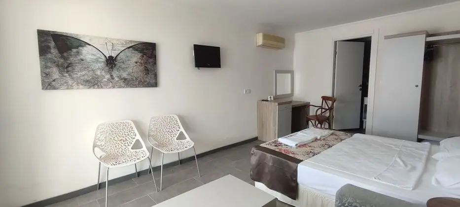 Tek Büyük Yataklı Oda