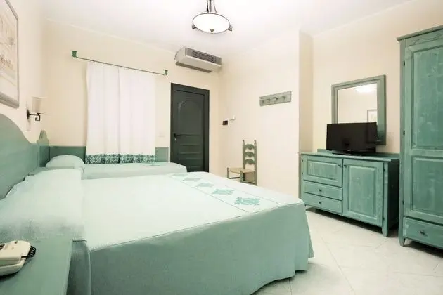 Classic Üç Kişilik Oda