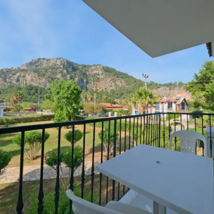 DAĞ MANZARALI BALKON